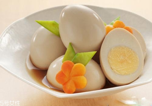 車?yán)遄涌梢院碗u蛋一起吃嗎？容易出現(xiàn)身體不適