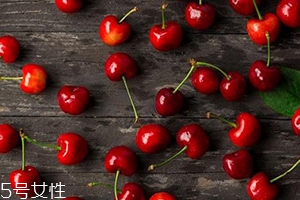 車厘子有苦味可以吃嗎？小心化學試劑