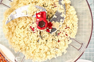 大蒜冰糖水是蒸還是煮？來(lái)看看具體做法