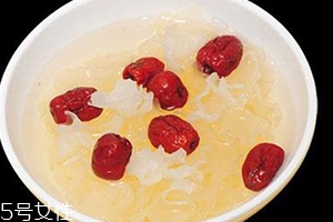 銀耳紅棗湯哺乳期能喝嗎？有著很多好處