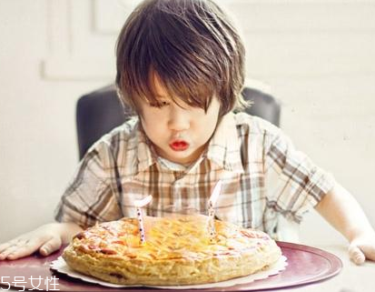 過(guò)年怎么吃不會(huì)胖？減肥族春節(jié)這樣吃