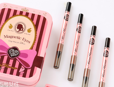 眼線(xiàn)筆硬頭和軟頭的哪個(gè)好用？單眼皮眼妝教程