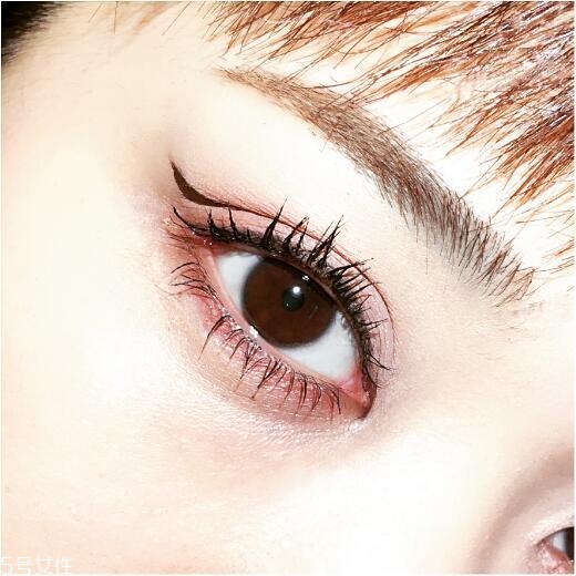 什么是折痕眼線？完整畫眼妝的順序
