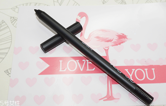 內(nèi)雙用眼線筆還是眼線液好？好用眼線筆推薦