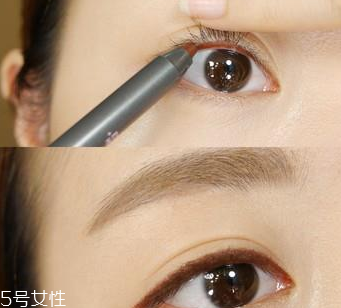 初學者怎么畫眼線好？教你如何正確畫完整眼妝