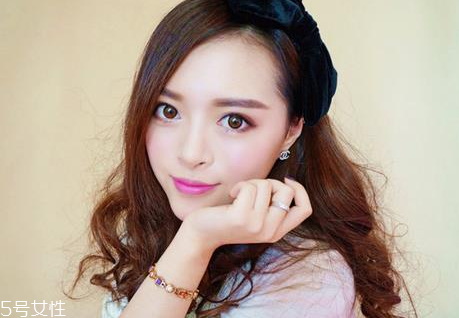 眼線筆暈妝怎么辦？眼線暈色處理方法