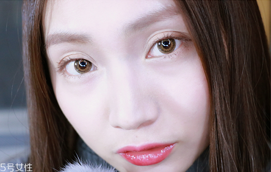 眼影膏和眼影哪個好用？日常眼影畫法教程