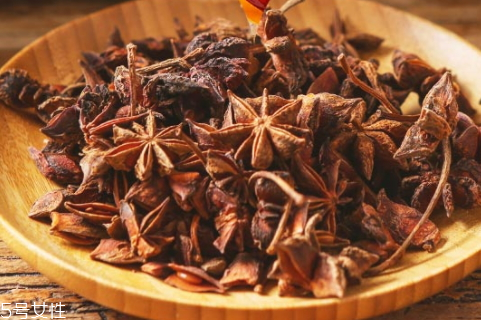 八角發(fā)霉了還能吃嗎 千萬不要食用 八角發(fā)霉了還能吃嗎 千萬不要食用