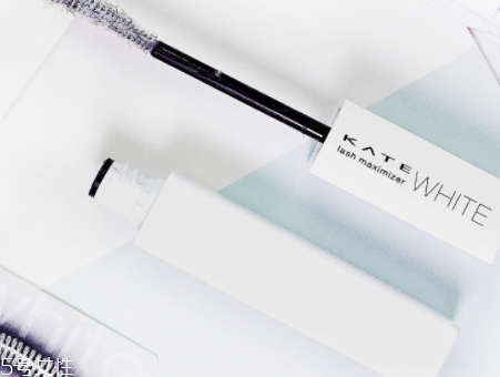 睫毛打底膏怎么用？涂睫毛膏先打底