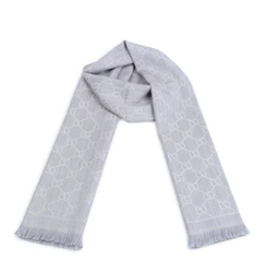 冬天戴什么圍巾好看？貌美又溫暖的圍巾大盤點(diǎn)