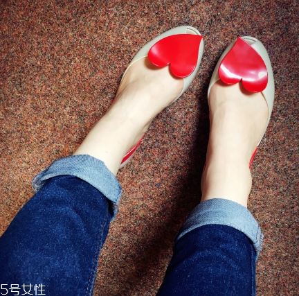 melissa是哪個(gè)國(guó)家的？女王和公主都愛穿它