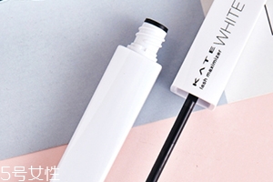 睫毛打底膏必須要用嗎？不一定對每個人有用