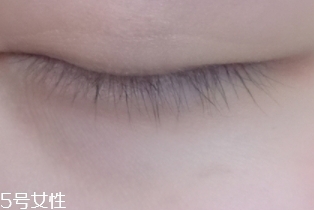 ettusais艾杜莎睫毛膏打底膏怎么用？睫毛一天不會塌