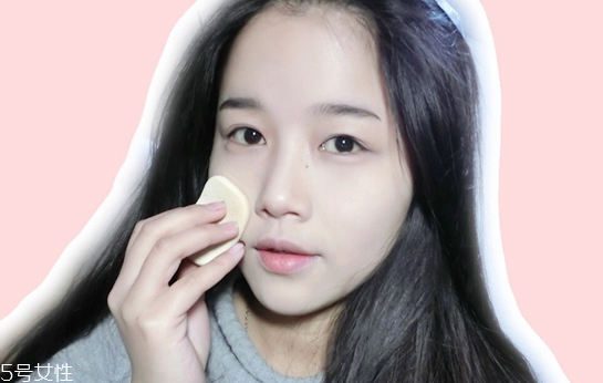 桃花妝的具體畫法步驟 新年脫單桃花妝畫法 桃花妝的具體畫法步驟 新年脫單桃花妝畫法