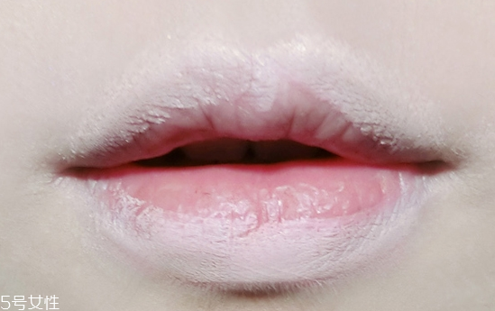 桃花妝的具體畫法步驟 新年脫單桃花妝畫法 桃花妝的具體畫法步驟 新年脫單桃花妝畫法