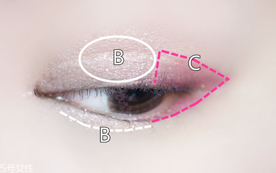 桃花妝的具體畫法步驟 新年脫單桃花妝畫法 桃花妝的具體畫法步驟 新年脫單桃花妝畫法