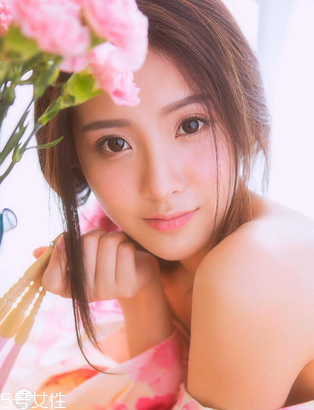 絲白祛斑軟膏有激素嗎？激素藥別濫用