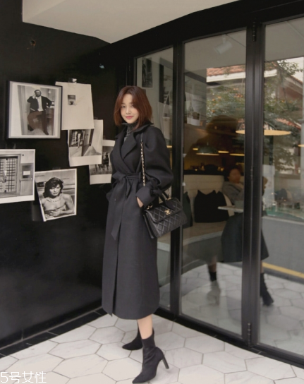 過膝大衣怎么搭配圖片 這樣穿瞬間提升氣場(chǎng) 過膝大衣怎么搭配圖片 這樣穿瞬間提升氣場(chǎng)