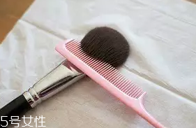 化妝刷怎么挑選？9種化妝刷全解析