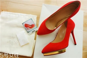 charlotte olympia是幾線品牌？各大網(wǎng)紅的新寵