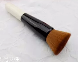 化妝刷濕洗還是干洗？天然毛要干洗