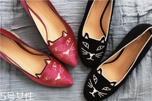 charlotte olympia貓咪鞋多少錢？平底鞋中的萌貨代表