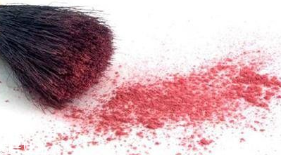 腮紅碎了該怎么解救？這4步變廢為寶