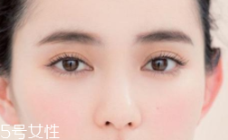 妝前乳顏色怎么選？常見(jiàn)6色對(duì)應(yīng)不同膚色