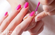 指甲油怎么挑選？看看是否符合這12點