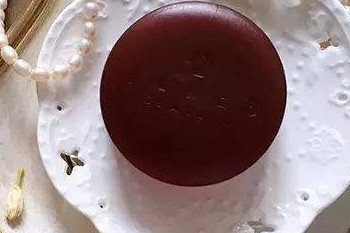 洗澡用沐浴露還是香皂好？請(qǐng)注意沐浴露使用問(wèn)題