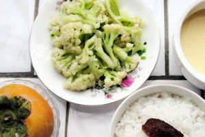 飯后可以做哪些養(yǎng)生舉動(dòng)？這些做到了比同齡人多活10年