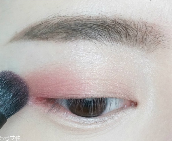 桃花眼妝容好看嗎？桃花眼妝容教程