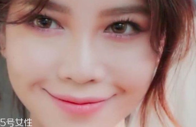 冬天眼影適合什么顏色？黃皮選擇南瓜色的理由