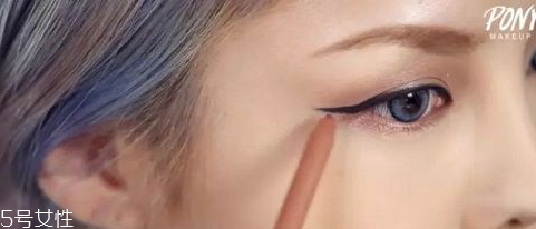 淡妝眼影怎么畫(huà)好看？好用的眼影膏和眼影產(chǎn)品推薦
