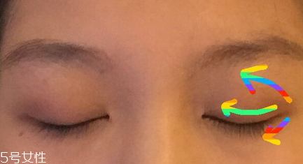 眼影怎么畫(huà)會(huì)自然好看？眼影顏色這樣搭配最好看