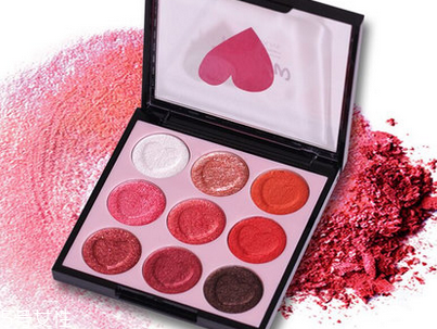 單色眼影怎么畫好看？不飛粉的眼影推薦