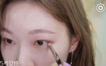 內(nèi)雙怎么畫眼線？內(nèi)雙眼皮畫眼妝技巧