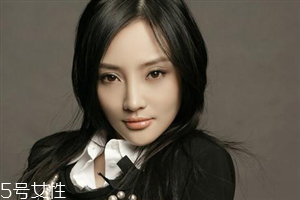 內(nèi)雙怎么變外雙眼皮？內(nèi)雙眼睛變大技巧