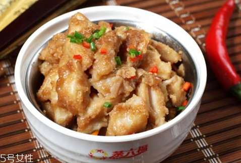 粉蒸藕要多長時(shí)間 視情況而定 粉蒸藕要多長時(shí)間 視情況而定