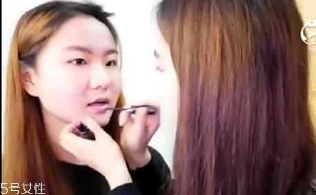 內(nèi)雙怎么畫眼線？內(nèi)雙眼皮畫眼妝技巧