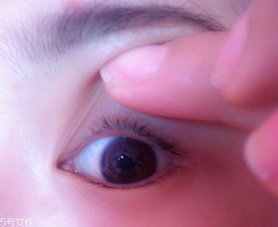 內(nèi)雙怎么畫眼線？內(nèi)雙眼皮畫眼妝技巧