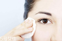 卸妝油哪種成分最好？3種類型任君挑選