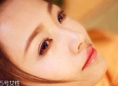 蓓昂斯卸妝水可以卸眼唇嗎？卸除眼妝小貼士