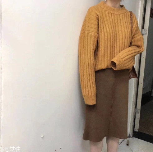 毛衣怎么搭配衣服圖片 秋冬毛衣n種穿搭 毛衣怎么搭配衣服圖片 秋冬毛衣n種穿搭