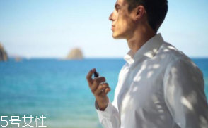 男士香水什么時(shí)候噴最好？出門前二十分鐘