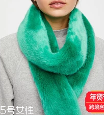 冬天圍巾什么顏色好看？為你推薦經(jīng)典款圍巾