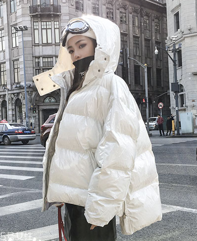 冬天怎么穿暖和又顯瘦？杜絕臃腫美美過(guò)一冬