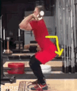 深蹲會導(dǎo)致痔瘡嗎？有痔瘡人士要慎重