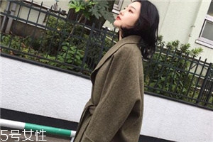 大衣有味道怎么去除？去味道必備小妙招