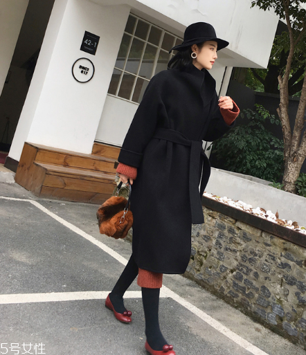 大衣有靜電怎么去除？三個小妙招教你快速除靜電